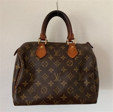 louis vuitton luggage purse